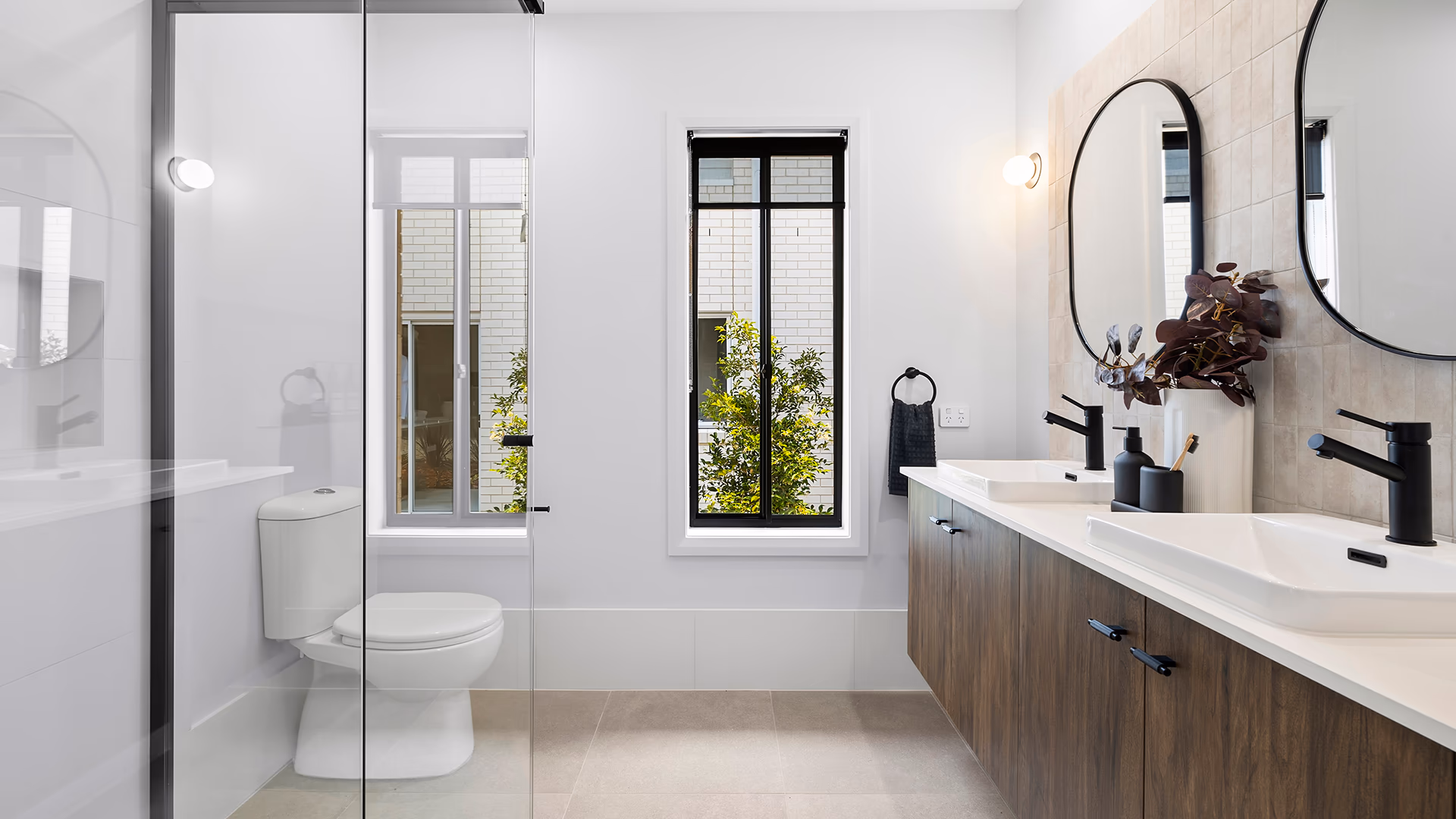 An Interior photo of the Liberty 19 Reverse Living on display at Wilton